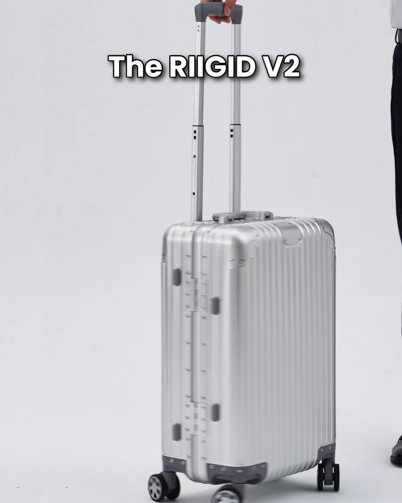 Body by Evara – Evara Luxe Aluminium Suitcase