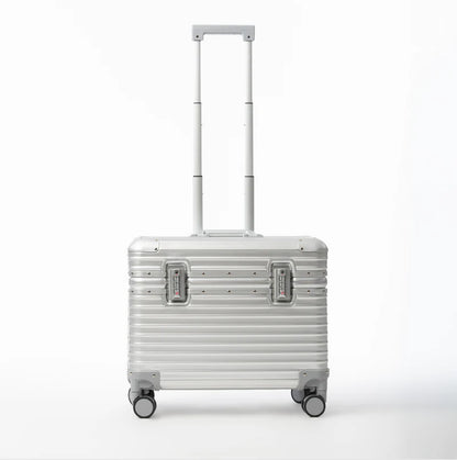 Body by Evara – Evara Luxe Aluminium Suitcase