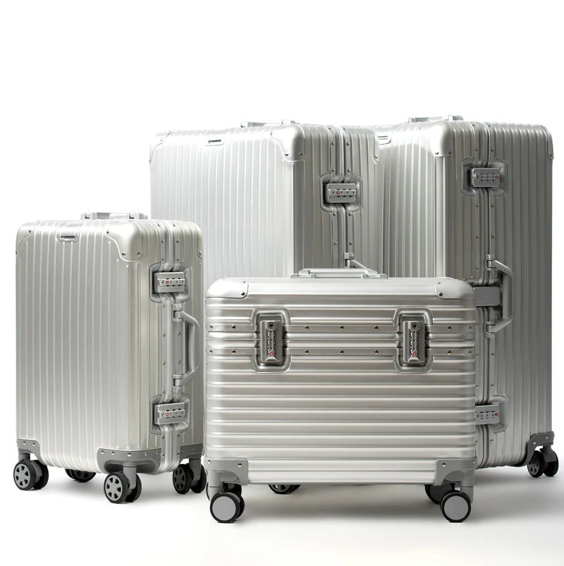 Body by Evara – Evara Luxe Aluminium Suitcase